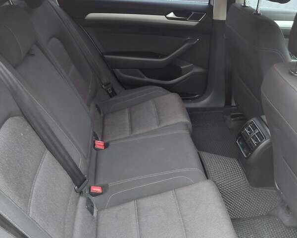 Белый Фольксваген Пассат, объемом двигателя 1.97 л и пробегом 274 тыс. км за 13200 $, фото 1 на Automoto.ua