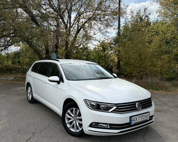 Белый Фольксваген Пассат, объемом двигателя 1.97 л и пробегом 308 тыс. км за 14999 $, фото 2 на Automoto.ua