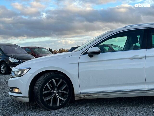Белый Фольксваген Пассат, объемом двигателя 2 л и пробегом 316 тыс. км за 19480 $, фото 2 на Automoto.ua