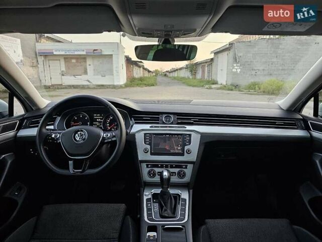 Белый Фольксваген Пассат, объемом двигателя 1.97 л и пробегом 274 тыс. км за 12900 $, фото 30 на Automoto.ua