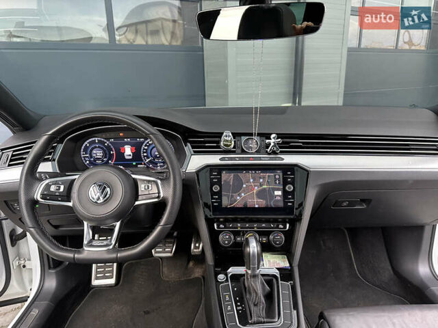 Белый Фольксваген Пассат, объемом двигателя 1.97 л и пробегом 290 тыс. км за 16666 $, фото 15 на Automoto.ua