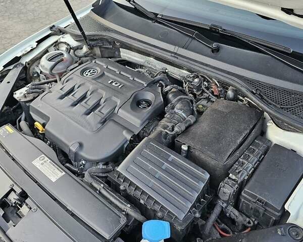 Белый Фольксваген Пассат, объемом двигателя 1.97 л и пробегом 274 тыс. км за 12900 $, фото 33 на Automoto.ua