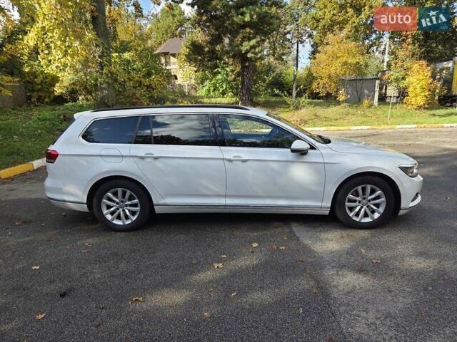 Белый Фольксваген Пассат, объемом двигателя 1.97 л и пробегом 345 тыс. км за 16900 $, фото 8 на Automoto.ua