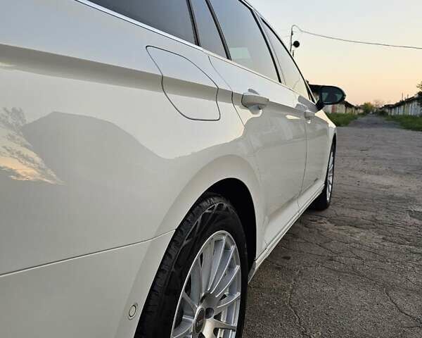 Белый Фольксваген Пассат, объемом двигателя 1.97 л и пробегом 274 тыс. км за 12900 $, фото 14 на Automoto.ua