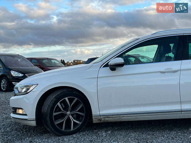 Фольксваген Пассат 2016 в Львове на Automoto.ua Белый Фольксваген Пассат, объемом двигателя 2 л и пробегом 316 тыс. км за 19480 $, фото 2 на Automoto.ua