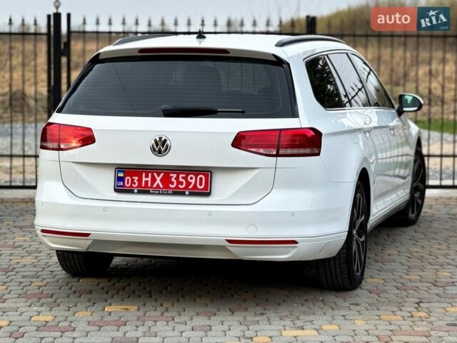 Білий Фольксваген Пассат, об'ємом двигуна 2 л та пробігом 270 тис. км за 14700 $, фото 19 на Automoto.ua