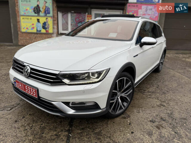 Белый Фольксваген Пассат, объемом двигателя 2 л и пробегом 169 тыс. км за 23999 $, фото 18 на Automoto.ua