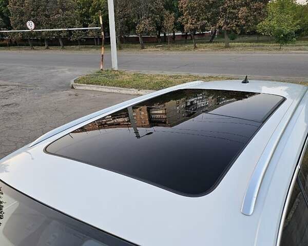 Белый Фольксваген Пассат, объемом двигателя 1.97 л и пробегом 274 тыс. км за 12900 $, фото 29 на Automoto.ua