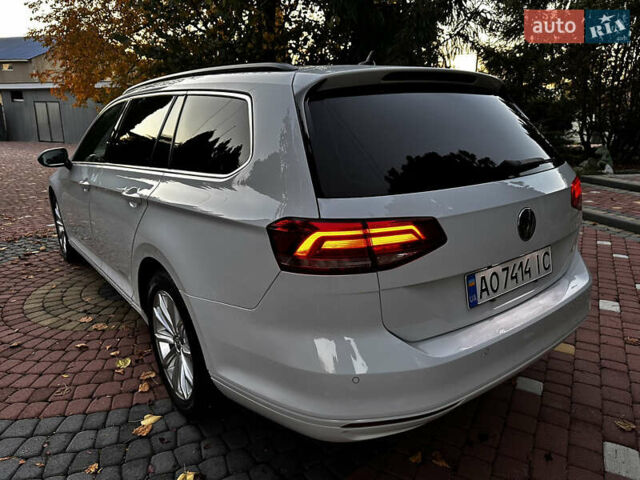 Білий Фольксваген Пассат, об'ємом двигуна 2 л та пробігом 336 тис. км за 14800 $, фото 5 на Automoto.ua