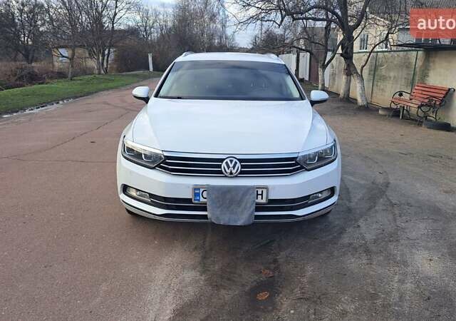 Белый Фольксваген Пассат, объемом двигателя 2 л и пробегом 282 тыс. км за 14700 $, фото 7 на Automoto.ua