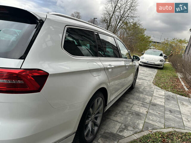 Белый Фольксваген Пассат, объемом двигателя 2 л и пробегом 260 тыс. км за 18250 $, фото 8 на Automoto.ua