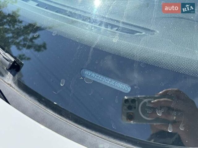 Білий Фольксваген Пассат, об'ємом двигуна 1.97 л та пробігом 198 тис. км за 17800 $, фото 35 на Automoto.ua