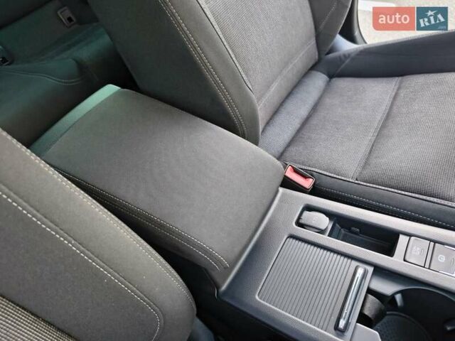 Білий Фольксваген Пассат, об'ємом двигуна 1.97 л та пробігом 290 тис. км за 19500 $, фото 38 на Automoto.ua