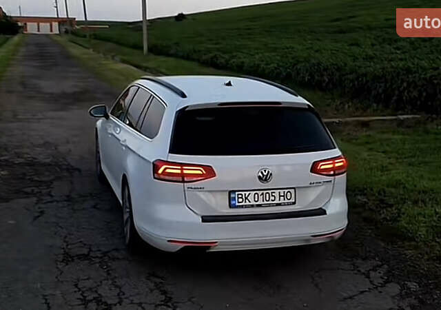 Белый Фольксваген Пассат, объемом двигателя 1.97 л и пробегом 280 тыс. км за 17000 $, фото 3 на Automoto.ua