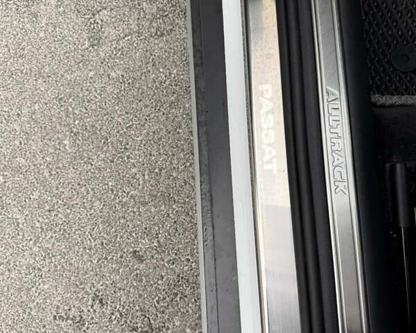Белый Фольксваген Пассат, объемом двигателя 1.97 л и пробегом 219 тыс. км за 20000 $, фото 25 на Automoto.ua