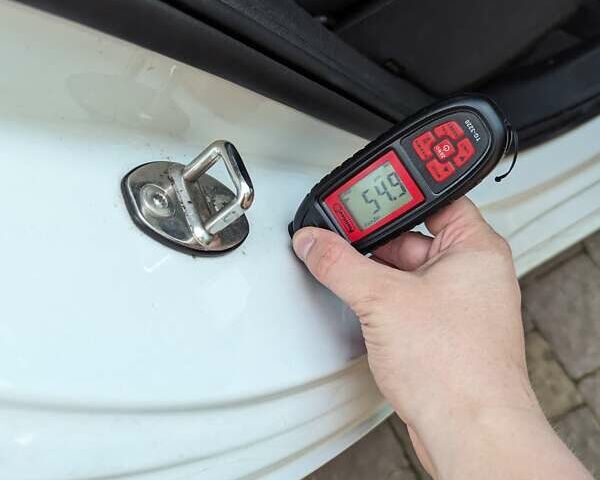 Білий Фольксваген Пассат, об'ємом двигуна 1.97 л та пробігом 198 тис. км за 17800 $, фото 62 на Automoto.ua