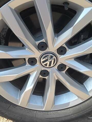 Білий Фольксваген Пассат, об'ємом двигуна 1.6 л та пробігом 192 тис. км за 18200 $, фото 14 на Automoto.ua