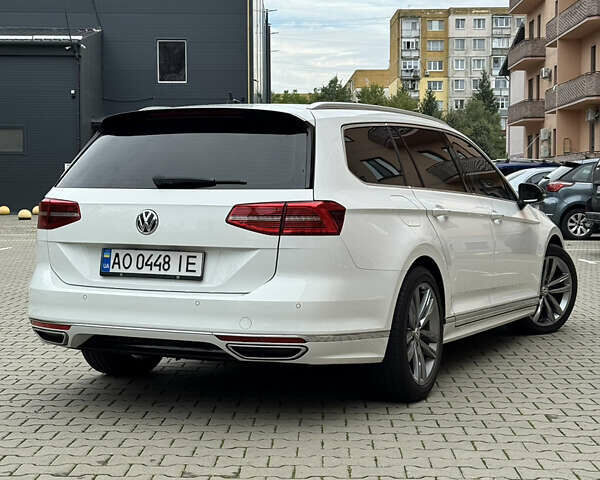 Белый Фольксваген Пассат, объемом двигателя 1.6 л и пробегом 262 тыс. км за 16000 $, фото 3 на Automoto.ua