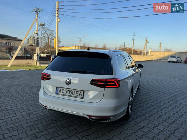 Белый Фольксваген Пассат, объемом двигателя 1.97 л и пробегом 289 тыс. км за 16800 $, фото 20 на Automoto.ua