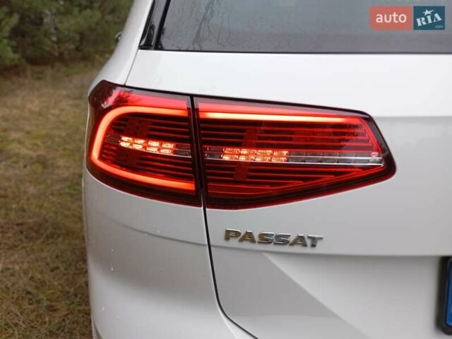 Білий Фольксваген Пассат, об'ємом двигуна 1.97 л та пробігом 195 тис. км за 18500 $, фото 38 на Automoto.ua