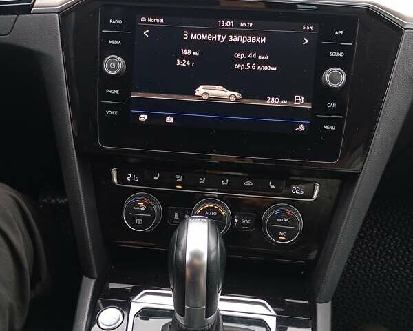 Білий Фольксваген Пассат, об'ємом двигуна 1.97 л та пробігом 195 тис. км за 18500 $, фото 48 на Automoto.ua