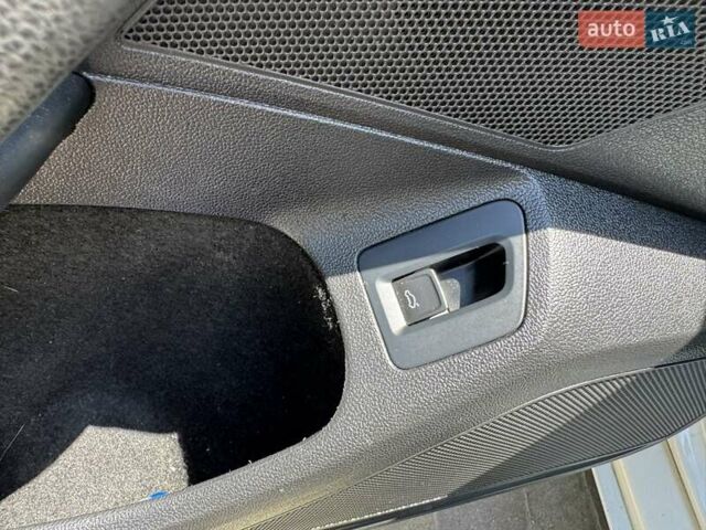 Білий Фольксваген Пассат, об'ємом двигуна 1.97 л та пробігом 198 тис. км за 17800 $, фото 40 на Automoto.ua