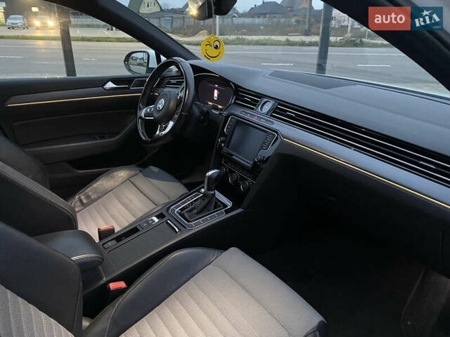 Білий Фольксваген Пассат, об'ємом двигуна 1.97 л та пробігом 243 тис. км за 17500 $, фото 11 на Automoto.ua