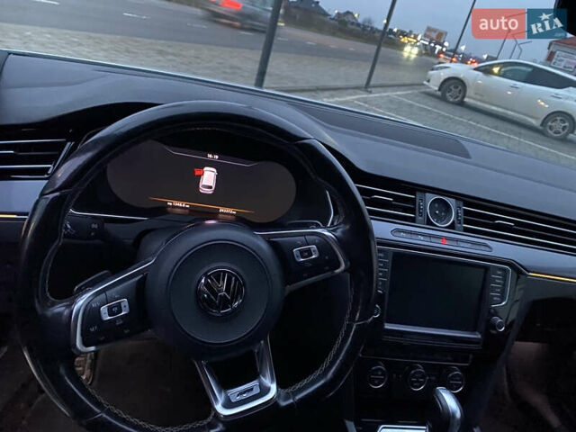 Білий Фольксваген Пассат, об'ємом двигуна 1.97 л та пробігом 243 тис. км за 17500 $, фото 18 на Automoto.ua