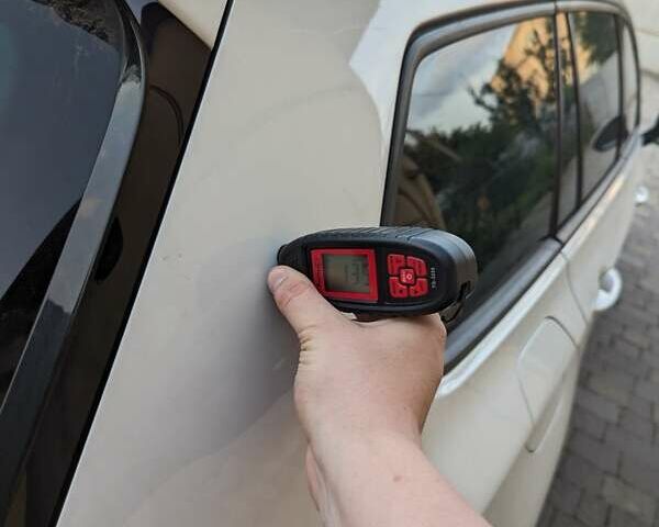 Білий Фольксваген Пассат, об'ємом двигуна 1.97 л та пробігом 198 тис. км за 17800 $, фото 61 на Automoto.ua