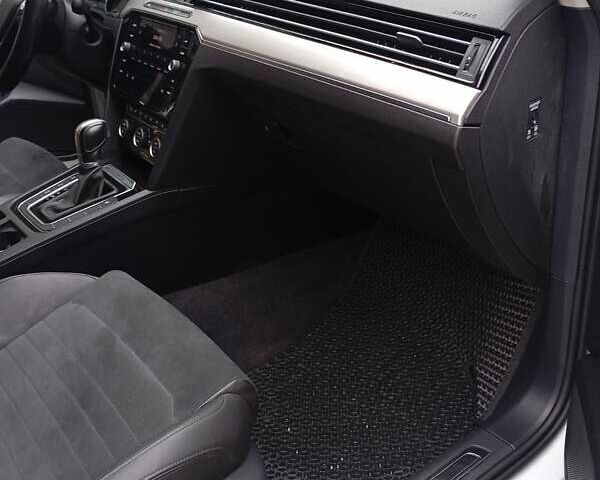 Білий Фольксваген Пассат, об'ємом двигуна 1.97 л та пробігом 195 тис. км за 18500 $, фото 41 на Automoto.ua