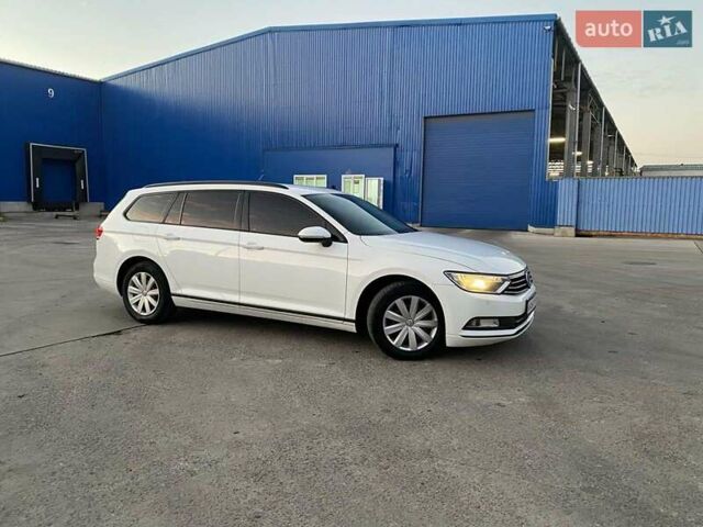 Білий Фольксваген Пассат, об'ємом двигуна 1.97 л та пробігом 381 тис. км за 11850 $, фото 5 на Automoto.ua