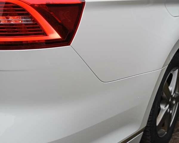 Білий Фольксваген Пассат, об'ємом двигуна 1.97 л та пробігом 195 тис. км за 18500 $, фото 4 на Automoto.ua