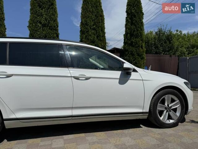 Білий Фольксваген Пассат, об'ємом двигуна 1.97 л та пробігом 198 тис. км за 17800 $, фото 6 на Automoto.ua
