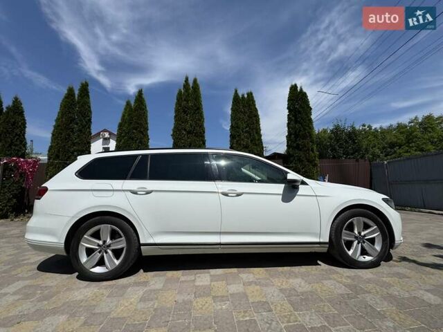 Білий Фольксваген Пассат, об'ємом двигуна 1.97 л та пробігом 198 тис. км за 17800 $, фото 2 на Automoto.ua
