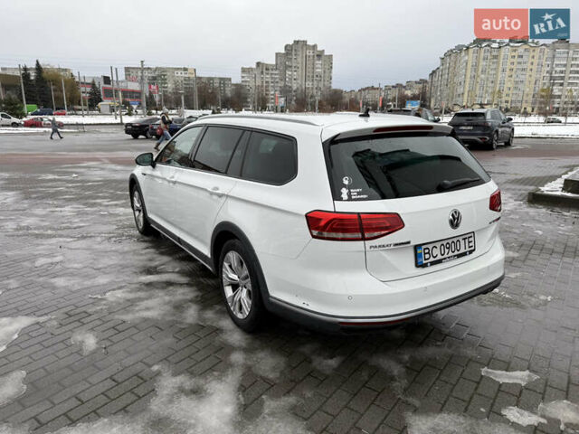 Белый Фольксваген Пассат, объемом двигателя 1.97 л и пробегом 267 тыс. км за 19500 $, фото 7 на Automoto.ua