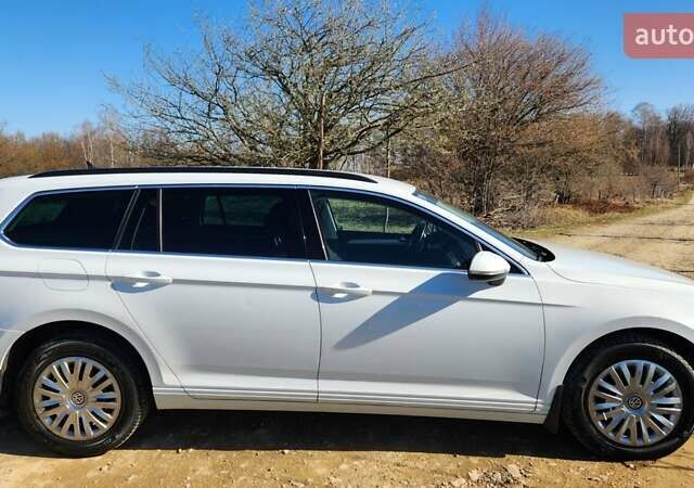 Білий Фольксваген Пассат, об'ємом двигуна 2 л та пробігом 276 тис. км за 15900 $, фото 13 на Automoto.ua