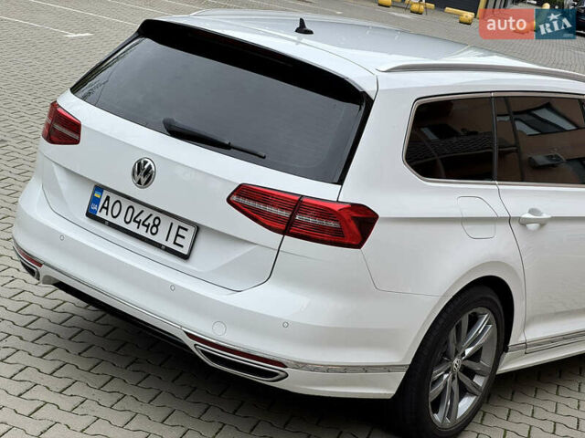 Белый Фольксваген Пассат, объемом двигателя 1.6 л и пробегом 262 тыс. км за 16000 $, фото 12 на Automoto.ua