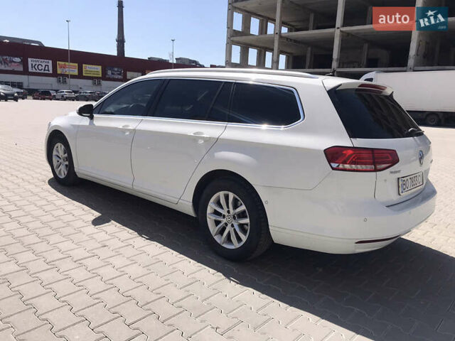 Белый Фольксваген Пассат, объемом двигателя 2 л и пробегом 270 тыс. км за 14500 $, фото 6 на Automoto.ua
