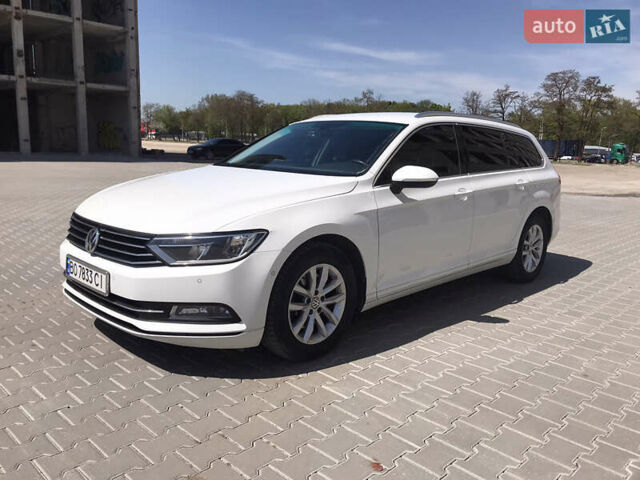 Белый Фольксваген Пассат, объемом двигателя 2 л и пробегом 270 тыс. км за 14500 $, фото 7 на Automoto.ua