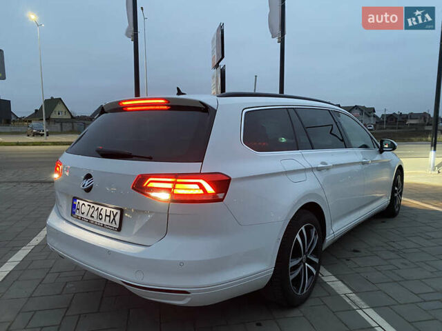 Білий Фольксваген Пассат, об'ємом двигуна 1.97 л та пробігом 243 тис. км за 17500 $, фото 30 на Automoto.ua