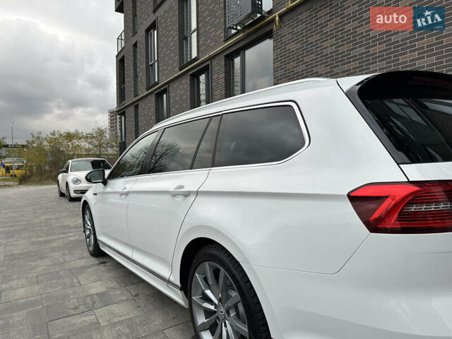 Белый Фольксваген Пассат, объемом двигателя 2 л и пробегом 260 тыс. км за 18250 $, фото 9 на Automoto.ua