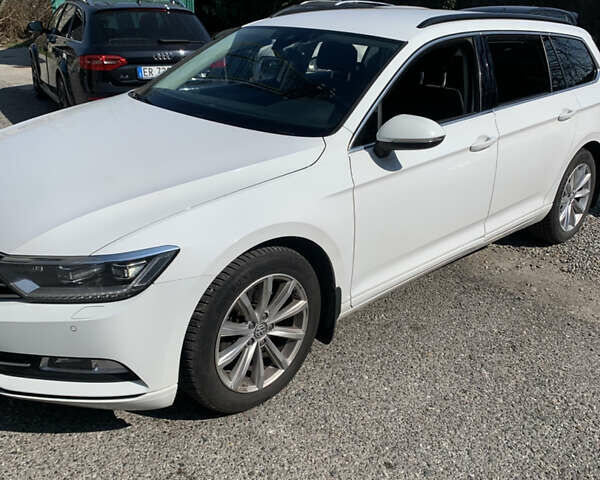 Белый Фольксваген Пассат, объемом двигателя 1.97 л и пробегом 230 тыс. км за 14500 $, фото 14 на Automoto.ua