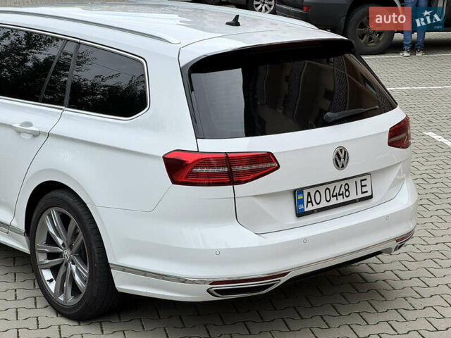 Белый Фольксваген Пассат, объемом двигателя 1.6 л и пробегом 262 тыс. км за 16000 $, фото 15 на Automoto.ua