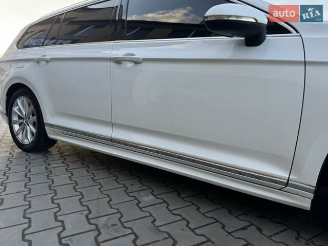 Белый Фольксваген Пассат, объемом двигателя 1.97 л и пробегом 289 тыс. км за 16800 $, фото 29 на Automoto.ua