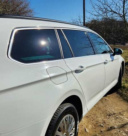 Білий Фольксваген Пассат, об'ємом двигуна 2 л та пробігом 276 тис. км за 15900 $, фото 11 на Automoto.ua