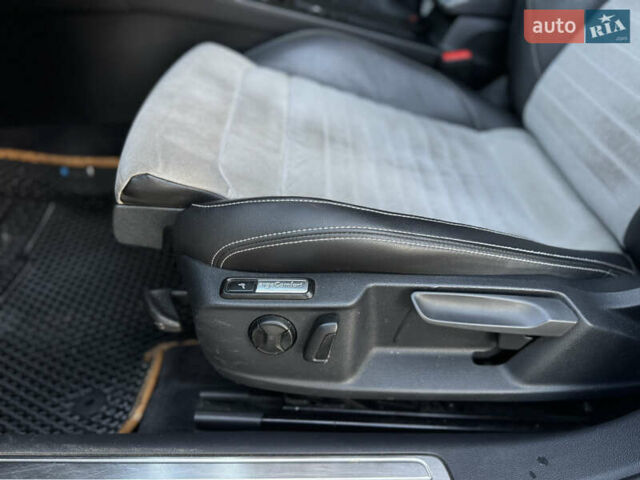 Белый Фольксваген Пассат, объемом двигателя 1.97 л и пробегом 289 тыс. км за 16800 $, фото 10 на Automoto.ua