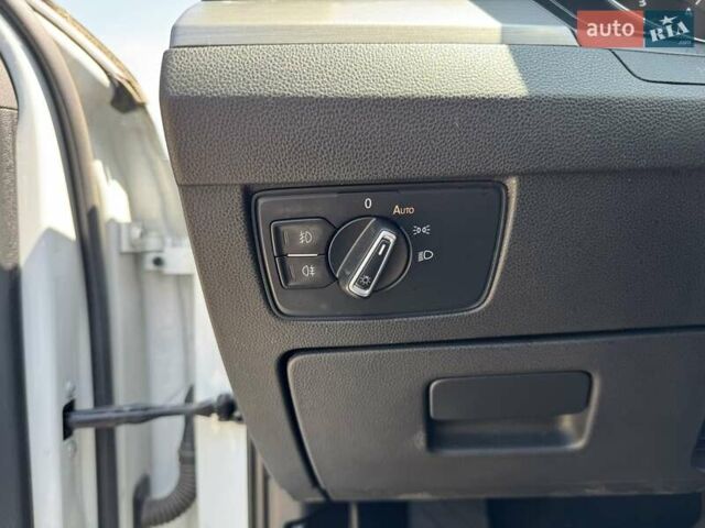 Білий Фольксваген Пассат, об'ємом двигуна 1.97 л та пробігом 198 тис. км за 17800 $, фото 48 на Automoto.ua