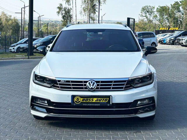 Белый Фольксваген Пассат, объемом двигателя 2 л и пробегом 226 тыс. км за 23500 $, фото 1 на Automoto.ua