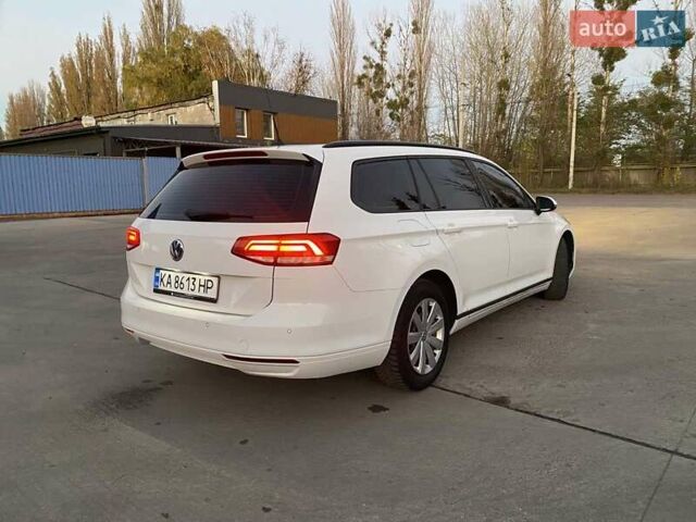 Білий Фольксваген Пассат, об'ємом двигуна 1.97 л та пробігом 381 тис. км за 11850 $, фото 11 на Automoto.ua