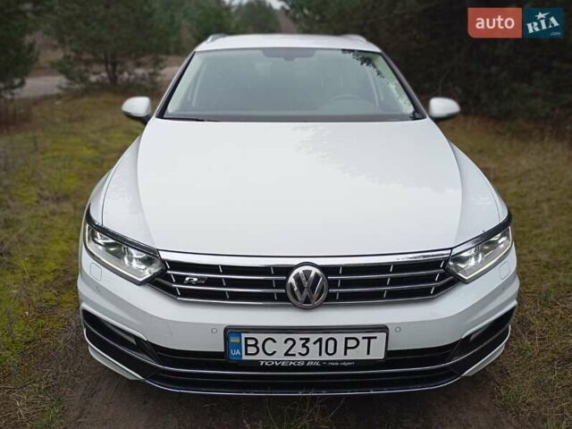 Білий Фольксваген Пассат, об'ємом двигуна 1.97 л та пробігом 195 тис. км за 18500 $, фото 45 на Automoto.ua